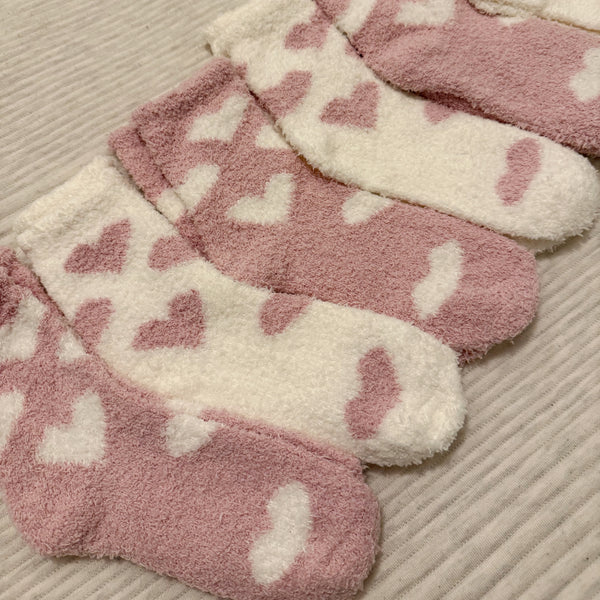 Heart Pattern Fuzzy Socks